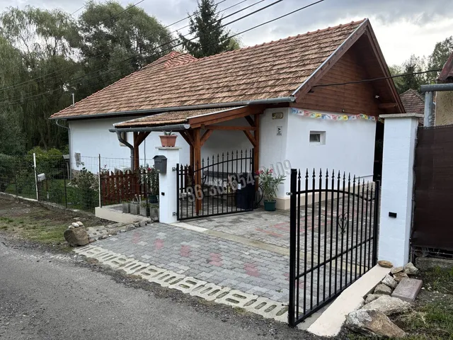 Eladó ház Alsópetény 98 nm