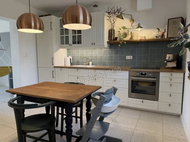 Eladó ház Vác, Burgundia 74 nm