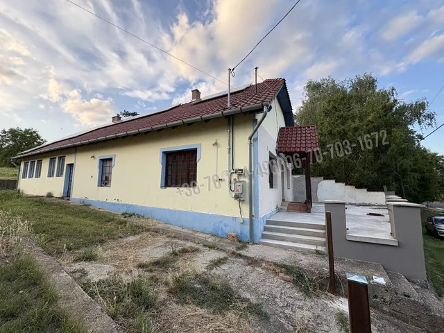 Eladó ház Szanda, Rákóczi utca 171 nm