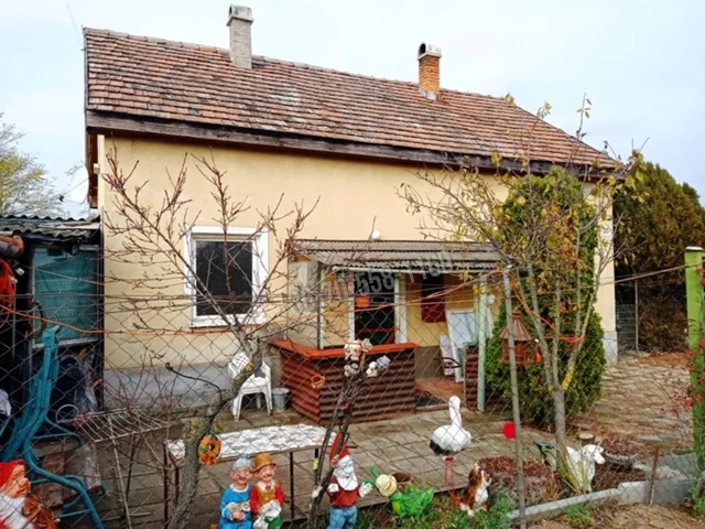 Eladó ház Vácrátót 130 nm