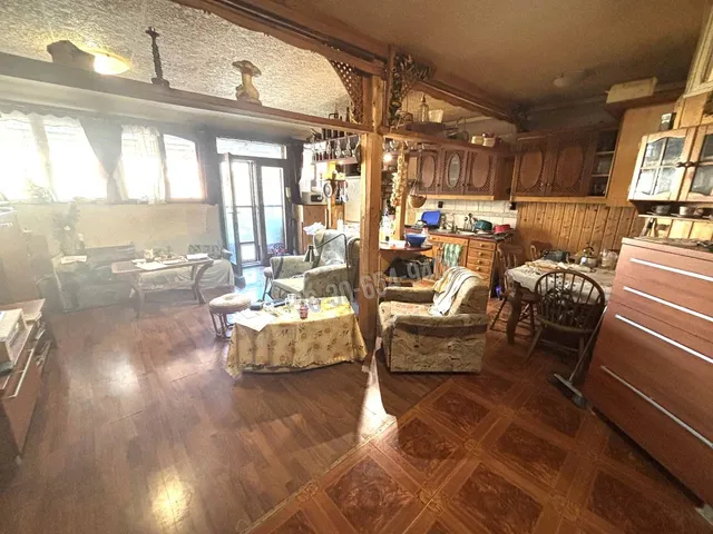 Eladó ház Vác, Kisvác 150 nm