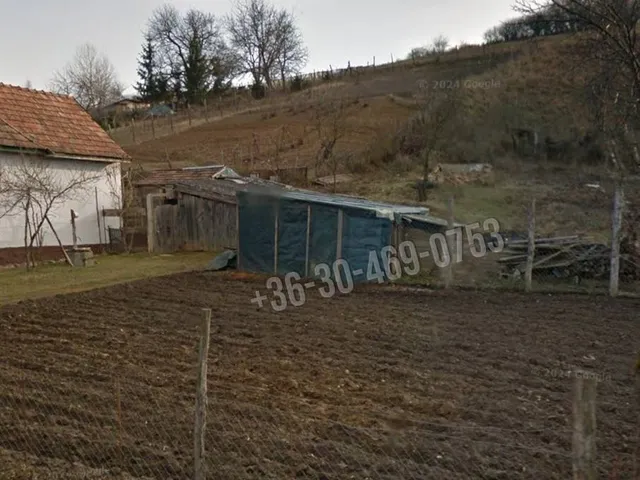 Eladó telek Cserháthaláp 1704 nm