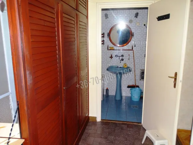 Eladó lakás Vác, Belváros 105 nm