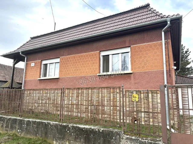 Eladó ház Mohora 120 nm