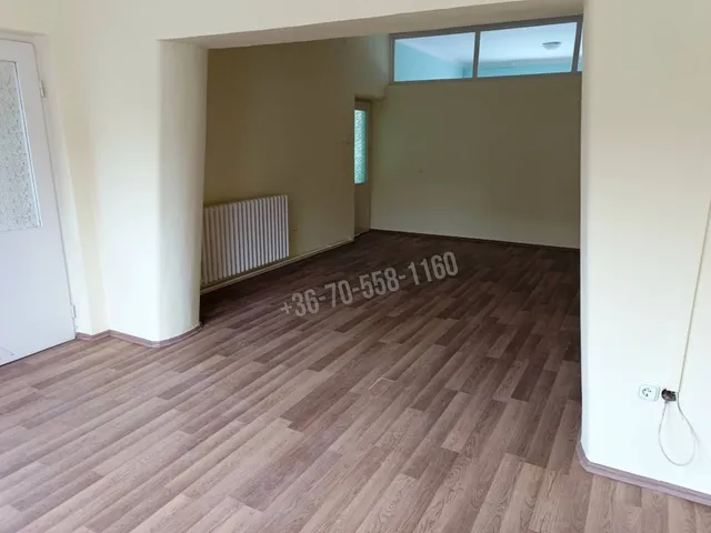 Kiadó ház Vác, Deákvár 200 nm