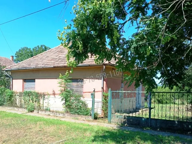 Eladó ház Vámosmikola 75 nm