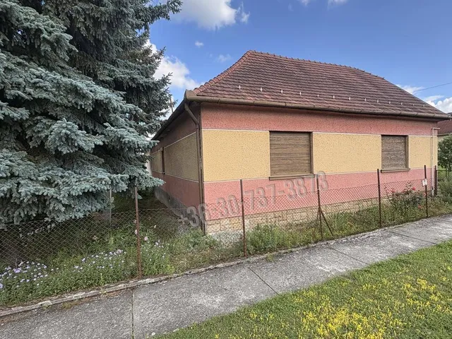 Eladó ház Szendehely, Rákóczi utca 120 nm