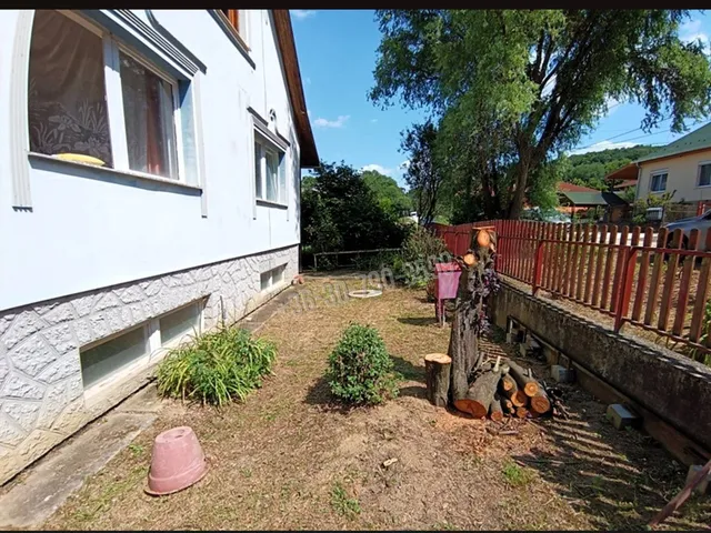 Eladó ház Alsópetény 189 nm