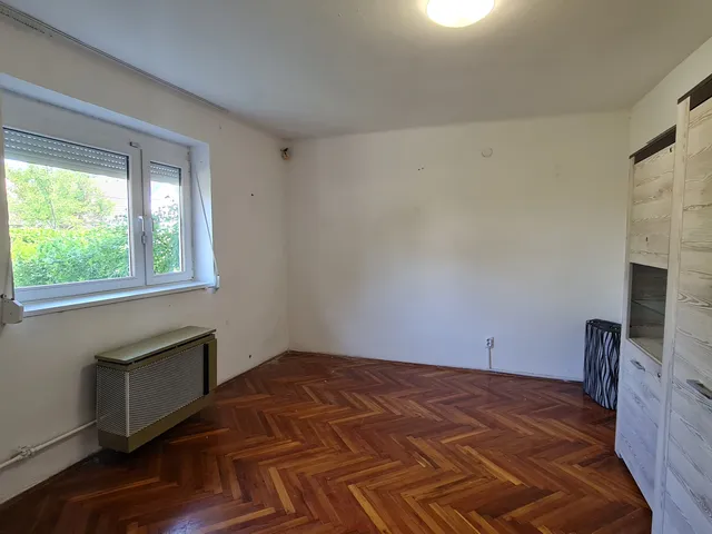 Kiadó lakás Dunaújváros, Béke városrész 35 nm