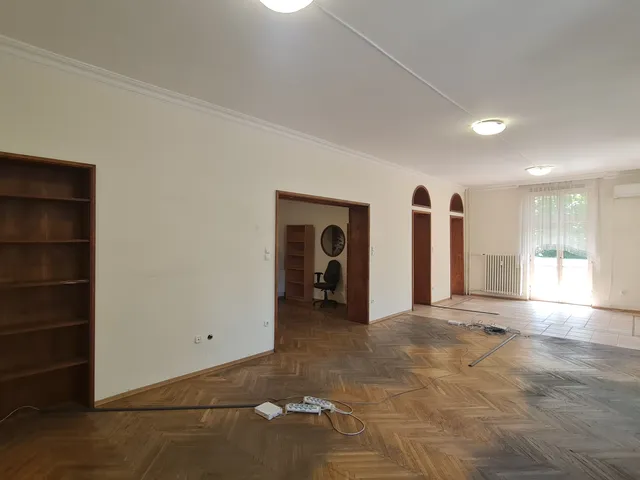 Eladó lakás Dunaújváros, Belváros, Vasmű út 37. 130 nm