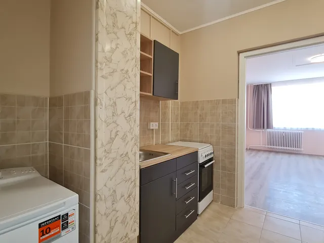 Kiadó lakás Dunaújváros, Béke városrész 35 nm