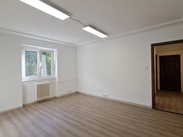 Kiadó lakás Dunaújváros, Belváros 35 nm