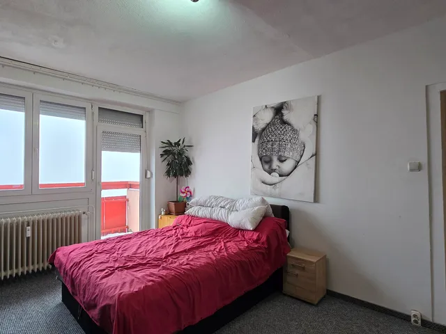 Eladó lakás Dunaújváros, Béke városrész 53 nm