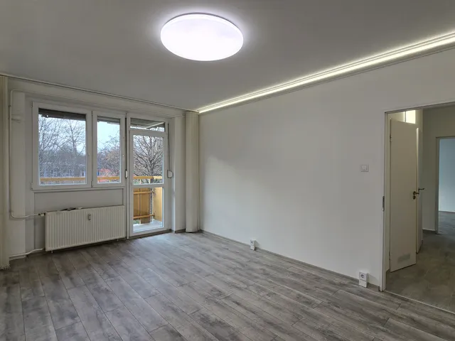 Eladó lakás Dunaújváros, Béke városrész 53 nm