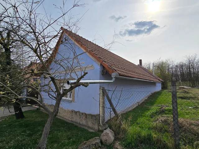 Eladó ház Dunaföldvár, Szondi utca 100 nm