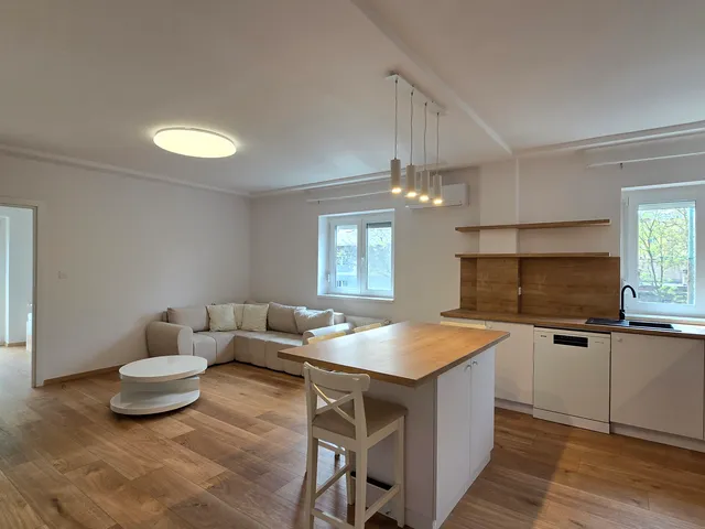 Eladó lakás Dunaújváros, Belváros 50 nm