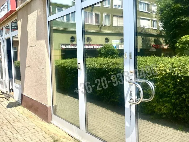 Kiadó kereskedelmi és ipari ingatlan Budapest X. kerület, Ligettelek, Kőrösi Csoma Sándor út 231 nm