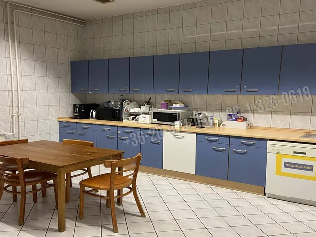 Kiadó kereskedelmi és ipari ingatlan Budapest XI. kerület, Kelenföld 130 nm