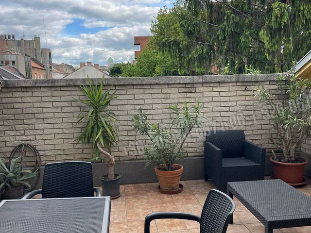 Kiadó lakás Budapest I. kerület 150 nm