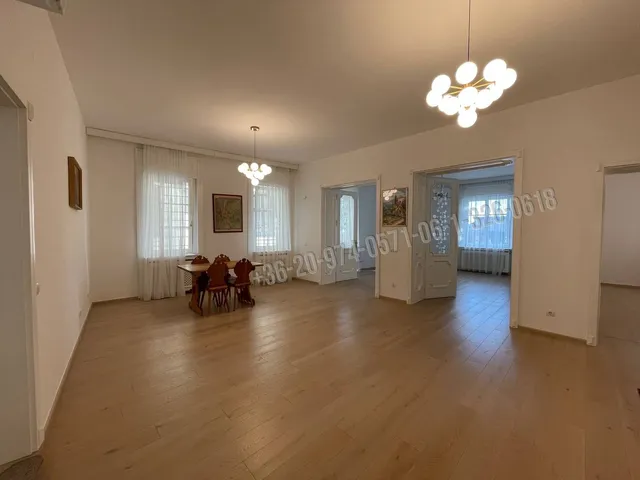 Kiadó lakás Budapest I. kerület 135 nm