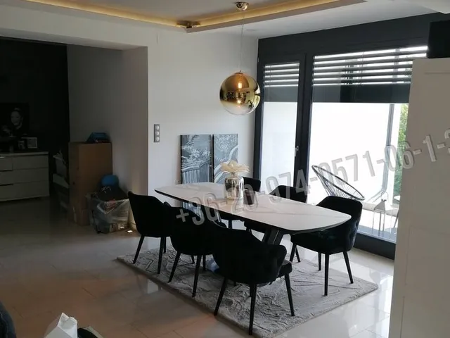 Kiadó lakás Budapest II. kerület, Törökvész 140 nm