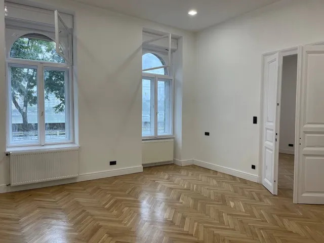 Kiadó lakás Budapest I. kerület, Bem rakpart 95 nm