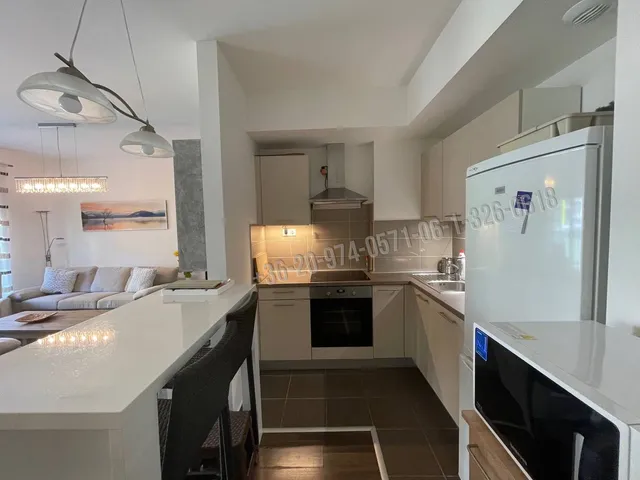 Eladó lakás Budapest VIII. kerület, Corvin negyed, Corvin sétány 65 nm