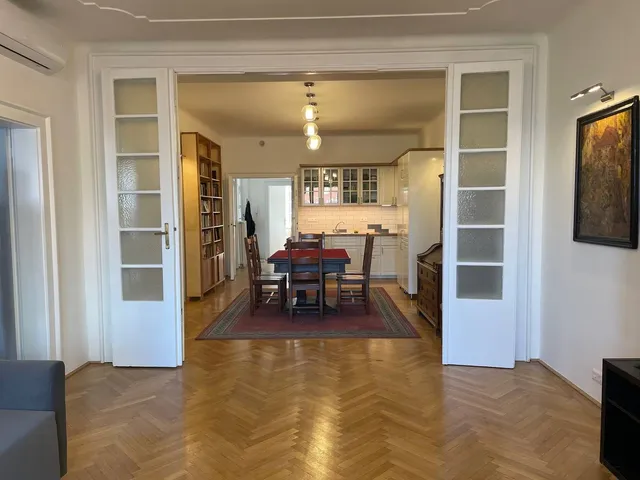 Kiadó lakás Budapest I. kerület 125 nm