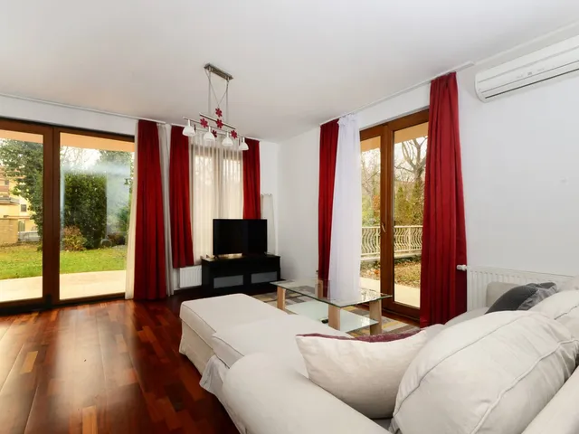 Kiadó lakás Budapest II. kerület, Vérhalom 87 nm