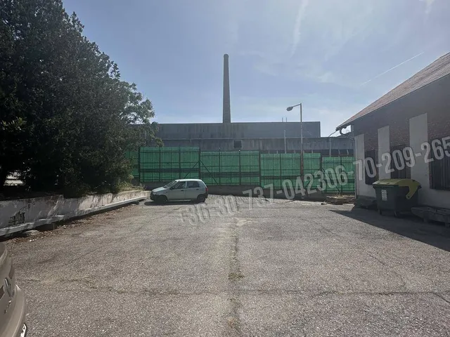 Eladó kereskedelmi és ipari ingatlan Budapest XXI. kerület, Gyártelep 2300 nm