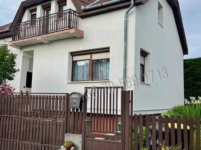 Eladó ház Budaörs 190 nm