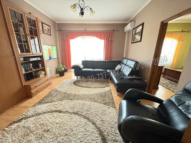 Eladó ház Budapest XXI. kerület, Királyerdő 155 nm