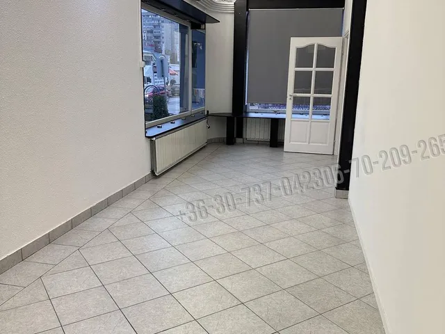 Kiadó kereskedelmi és ipari ingatlan Budapest XXI. kerület 30 nm