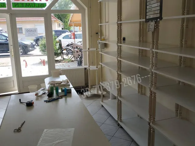 Eladó kereskedelmi és ipari ingatlan Balatonmáriafürdő, Keszeg utca 80 nm