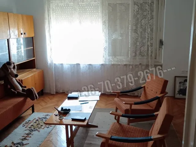 Eladó ház Szentlőrinckáta 220 nm