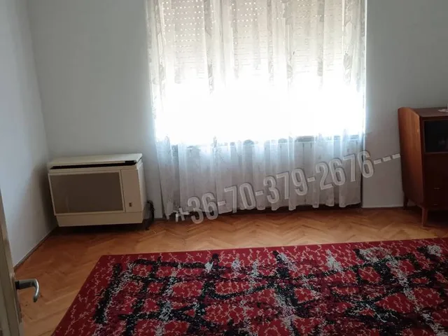 Eladó ház Szentlőrinckáta 220 nm