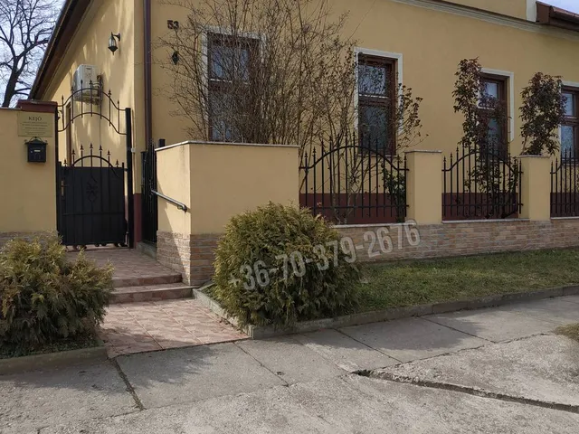 Eladó ház Tóalmás, Fő utca 153 nm