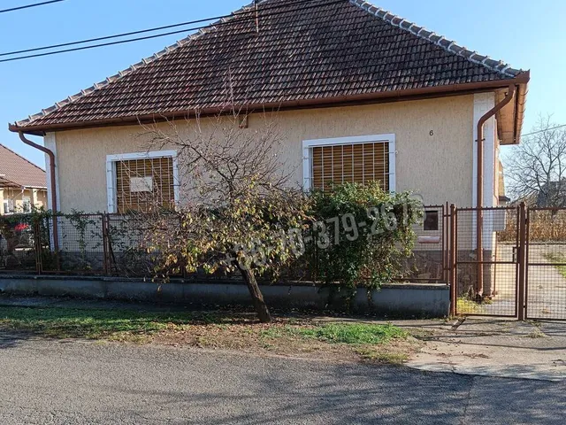 Eladó ház Tóalmás 100 nm