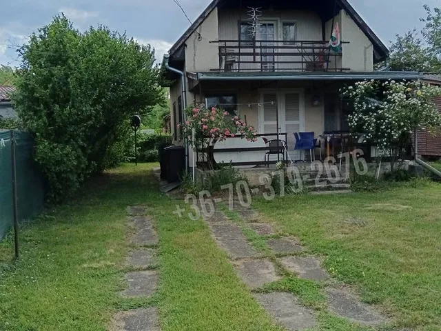 Eladó nyaraló Tóalmás 50 nm