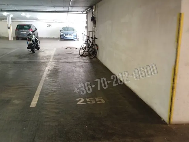 Eladó garázs Budapest XI. kerület 10 nm