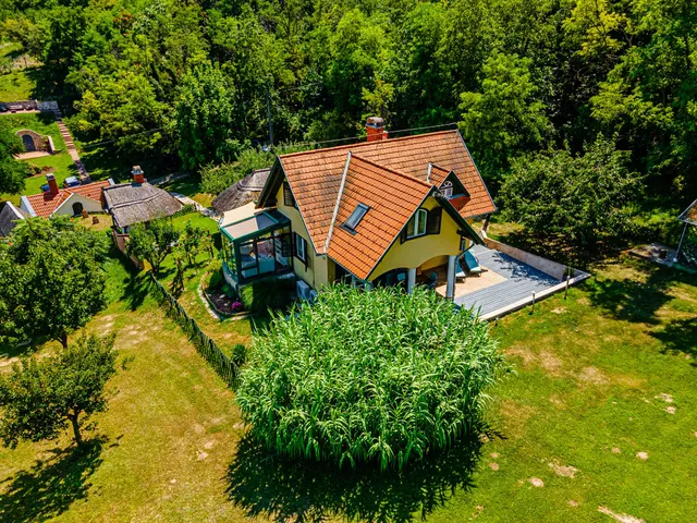 Eladó mezőgazdasági ingatlan Zamárdi 200 nm