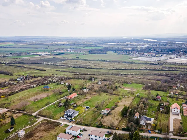 Eladó telek Vác 2617 nm