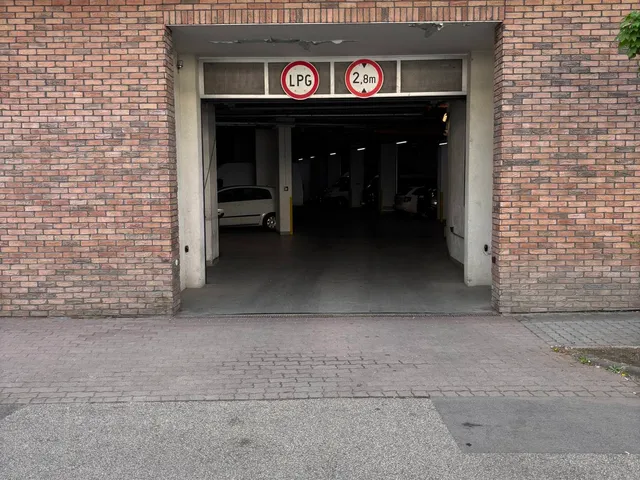 Kiadó garázs Budapest XIII. kerület, Lőportárdűlő 15 nm