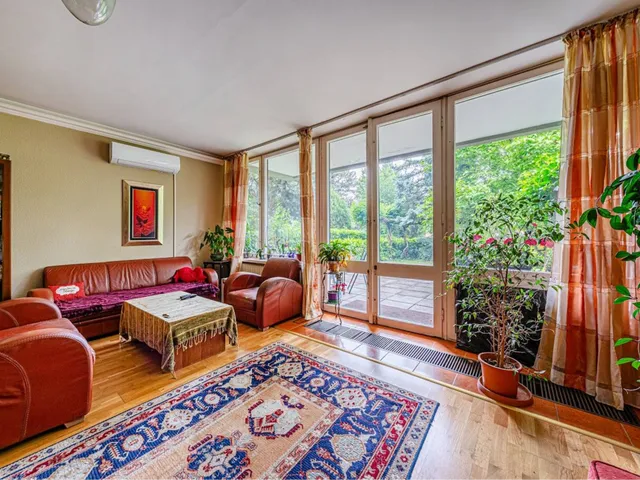 Eladó lakás Budapest II. kerület 113 nm