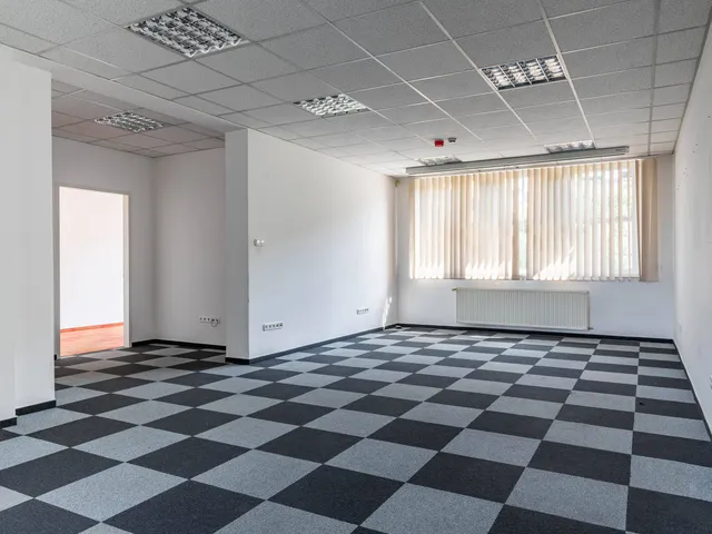 Kiadó kereskedelmi és ipari ingatlan Budapest XIII. kerület 280 nm