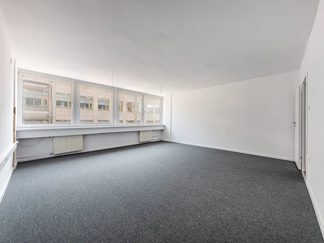 Kiadó kereskedelmi és ipari ingatlan Budapest XIII. kerület 32 nm