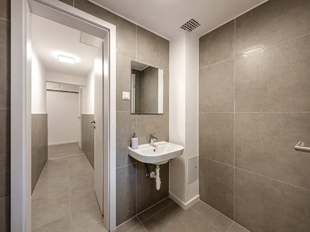 Kiadó kereskedelmi és ipari ingatlan Budapest XIII. kerület 32 nm