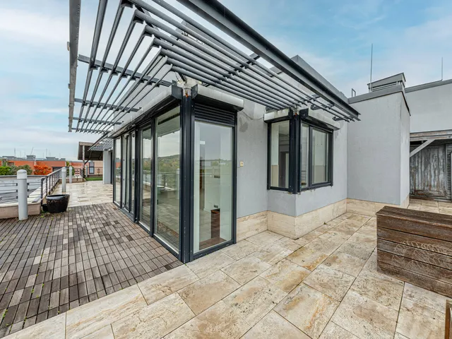 Eladó lakás Budapest XI. kerület 111 nm