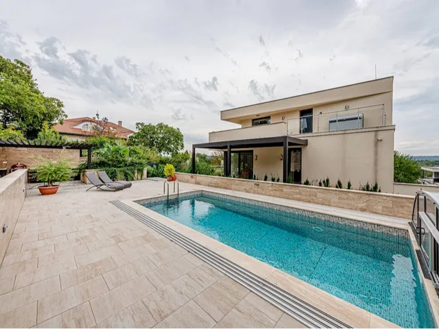 Eladó ház Budapest XI. kerület 76 nm