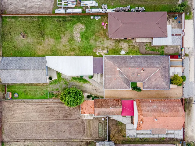 Eladó ház Dabas 215 nm